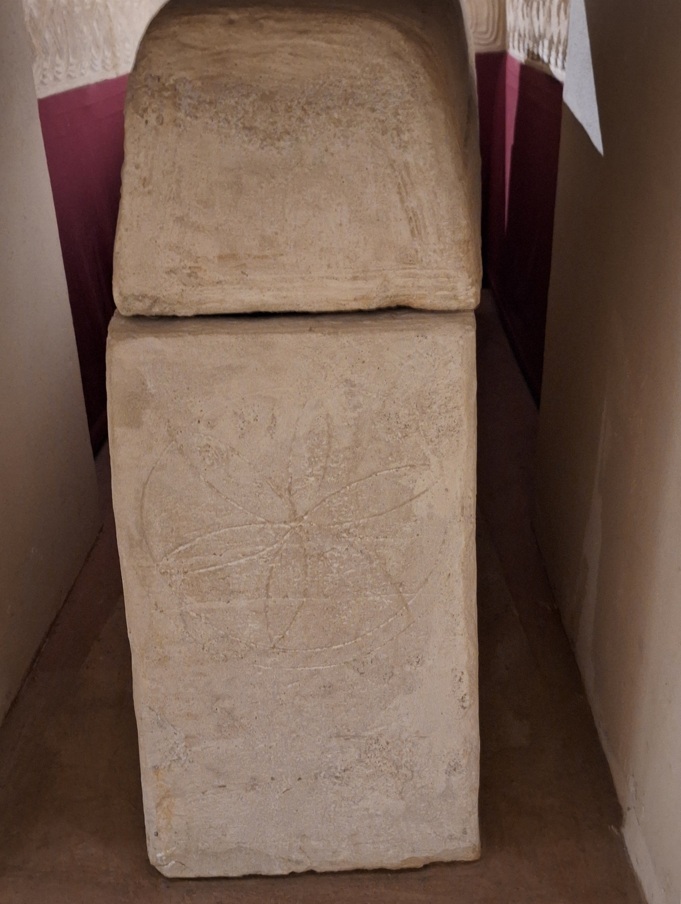 LMB Medieval graffiti on sarcophagus Willibrord